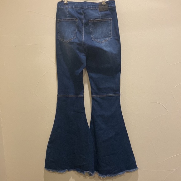 NWOT Lucky & Blessed Flare Jeans size 4 - Picture 6 of 6